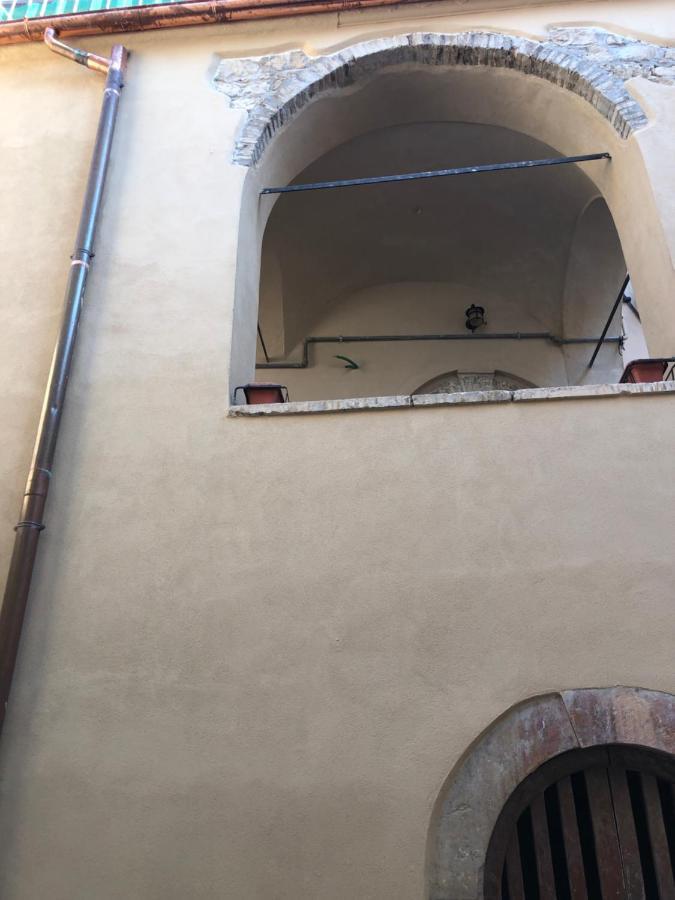 Il Minotauro B&B A 5 Minuti Da Popoli Vittorito 外观 照片