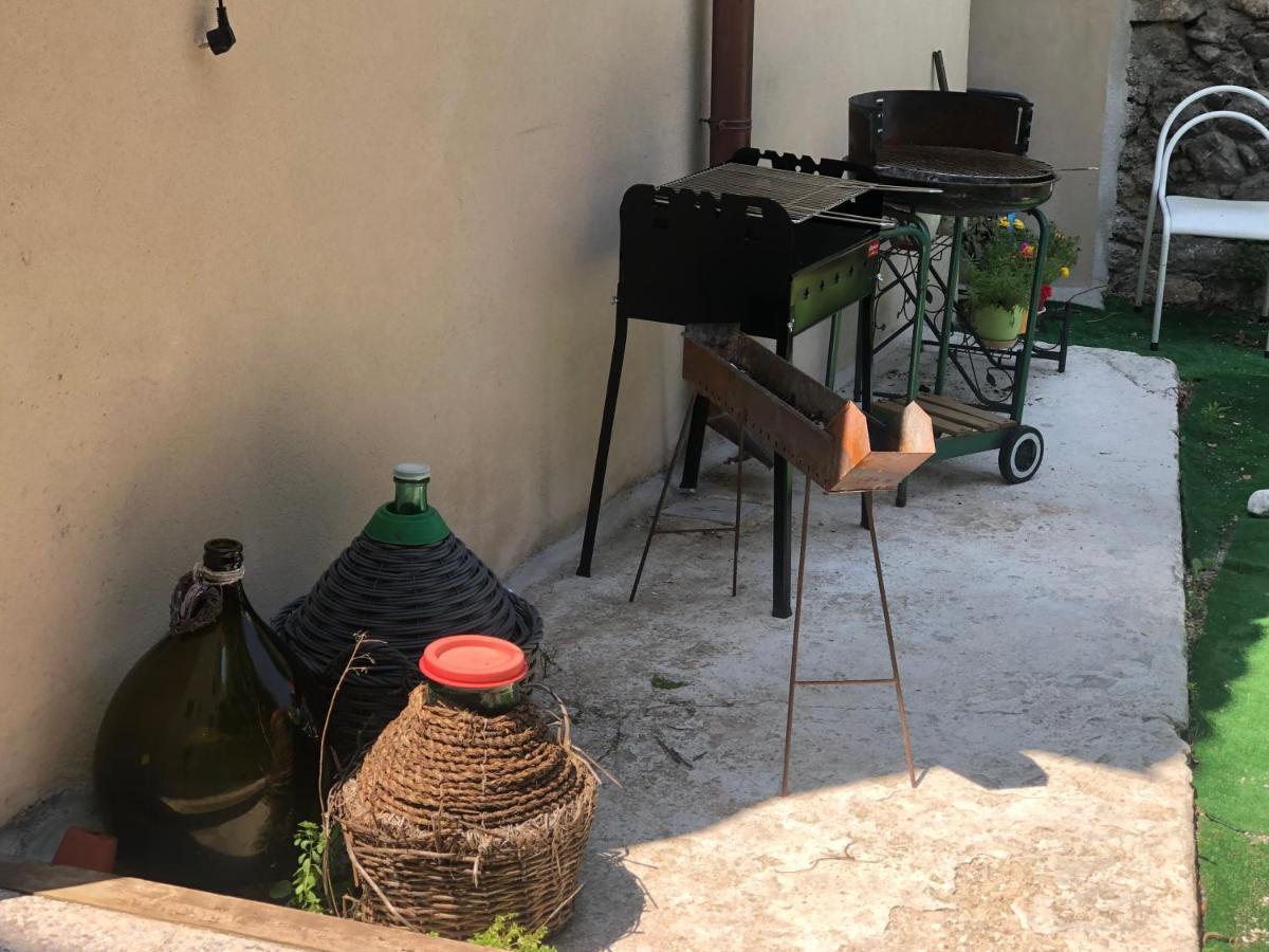 Il Minotauro B&B A 5 Minuti Da Popoli Vittorito 外观 照片
