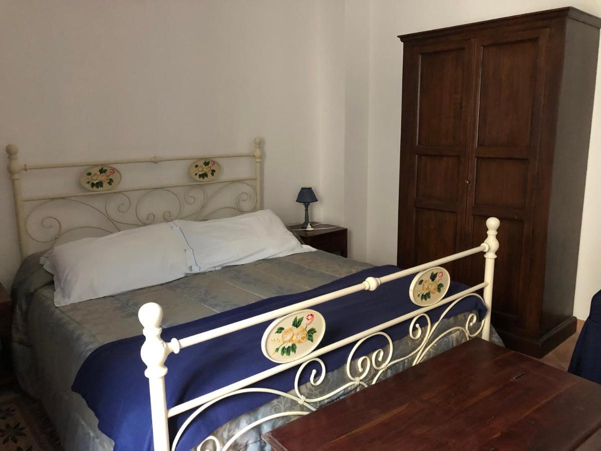 Il Minotauro B&B A 5 Minuti Da Popoli Vittorito 外观 照片