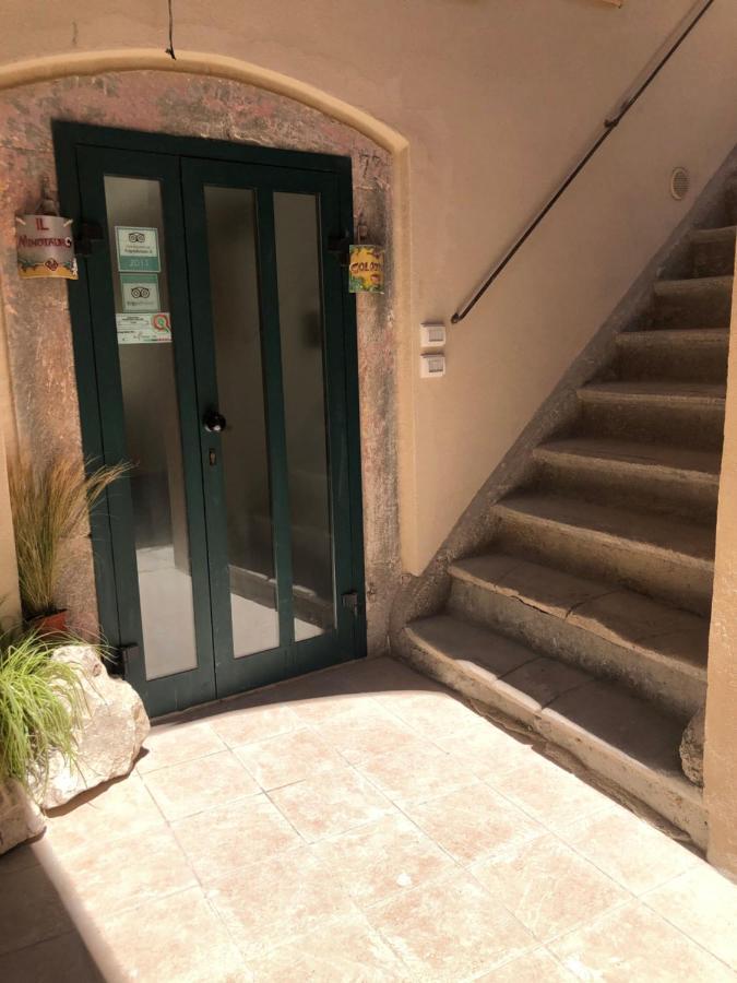 Il Minotauro B&B A 5 Minuti Da Popoli Vittorito 外观 照片