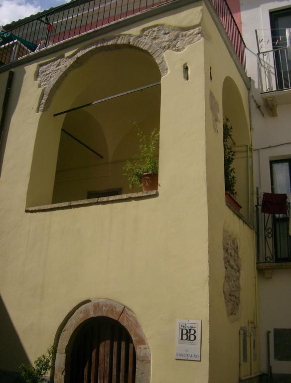 Il Minotauro B&B A 5 Minuti Da Popoli Vittorito 外观 照片