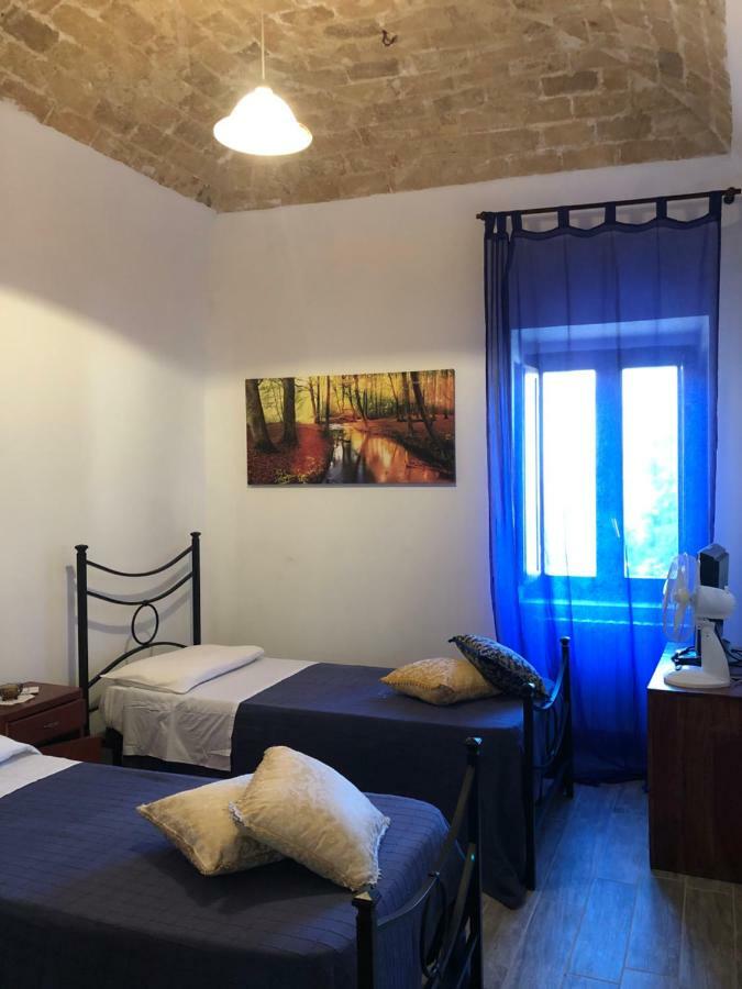 Il Minotauro B&B A 5 Minuti Da Popoli Vittorito 外观 照片